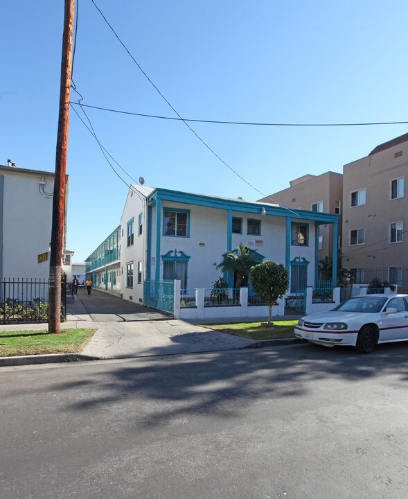 1210 N Berendo St in Los Angeles, CA - Building Photo