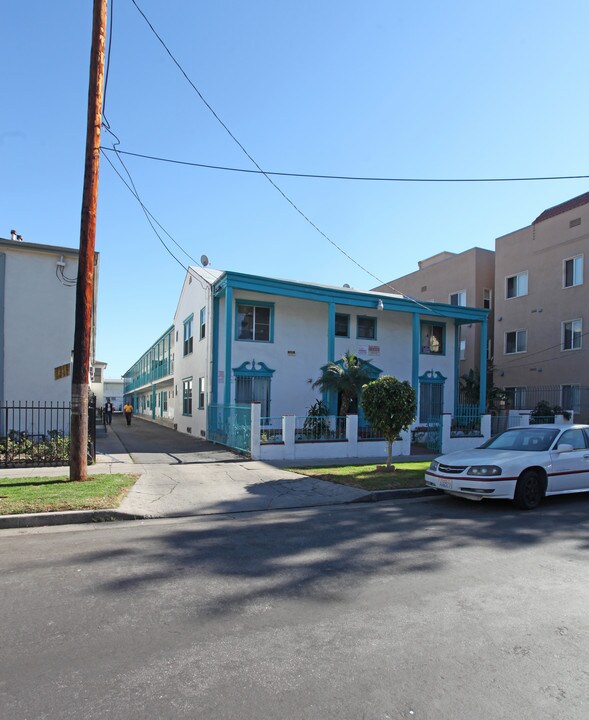 1210 N Berendo St in Los Angeles, CA - Foto de edificio