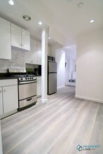 145 Mulberry St in New York, NY - Building Photo - Building Photo