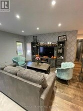 14 Chayna Crescent in Vaughan, ON - Building Photo - Building Photo