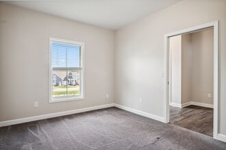 340 Hamilton Ave NW in Christiansburg, VA - Building Photo - Building Photo