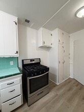 4800 Beverly Blvd, Unit 3 in Los Angeles, CA - Foto de edificio - Building Photo