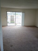 27626 Violin Canyon Rd in Castaic, CA - Building Photo - Building Photo