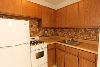 742 W Belmont Ave in Chicago, IL - Building Photo - Building Photo