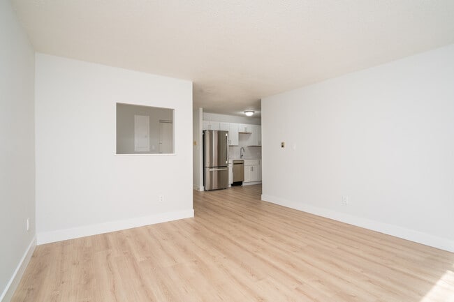 163 Summer St, Unit 34 in Somerville, MA - Building Photo - Building Photo