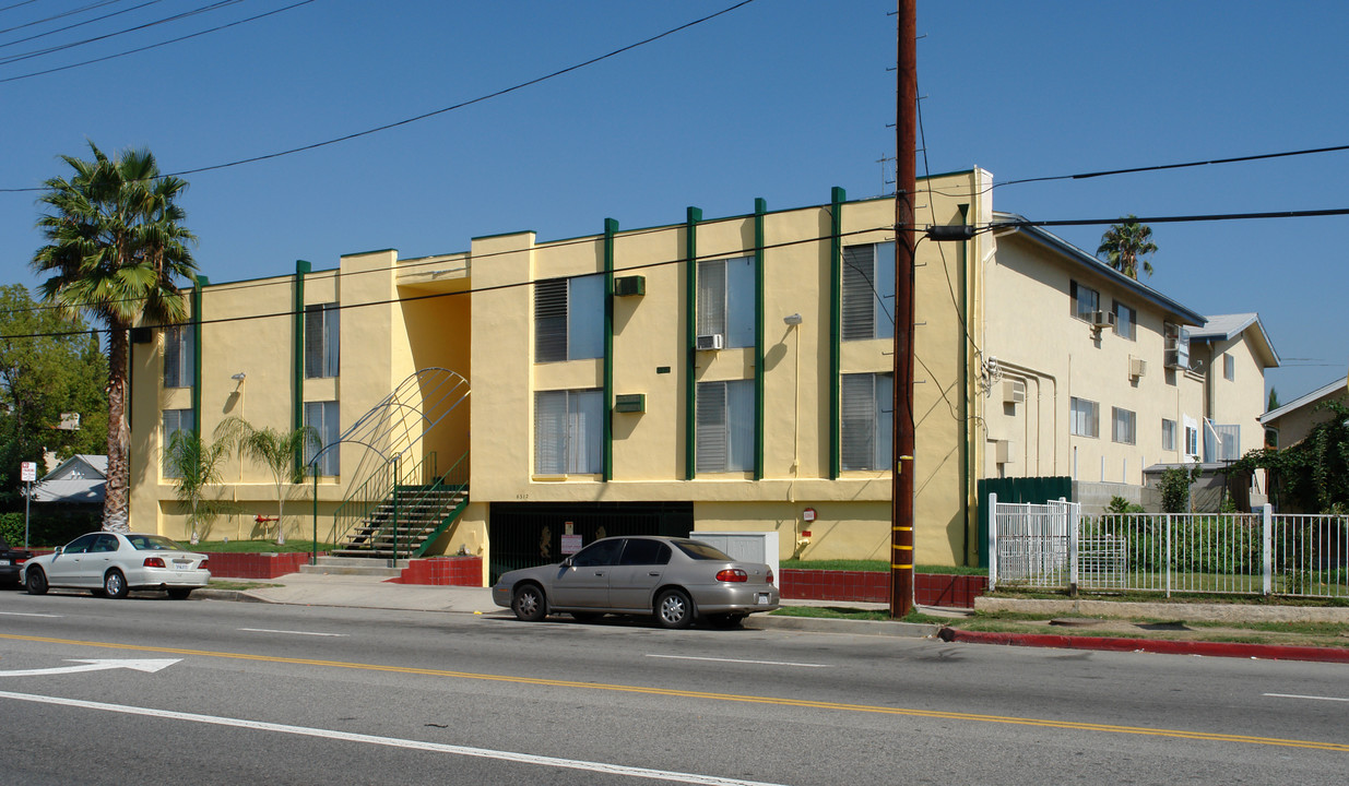 6312 Fulton Ave in Van Nuys, CA - Building Photo