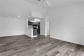 7618 Pissarro Dr in Orlando, FL - Building Photo - Building Photo
