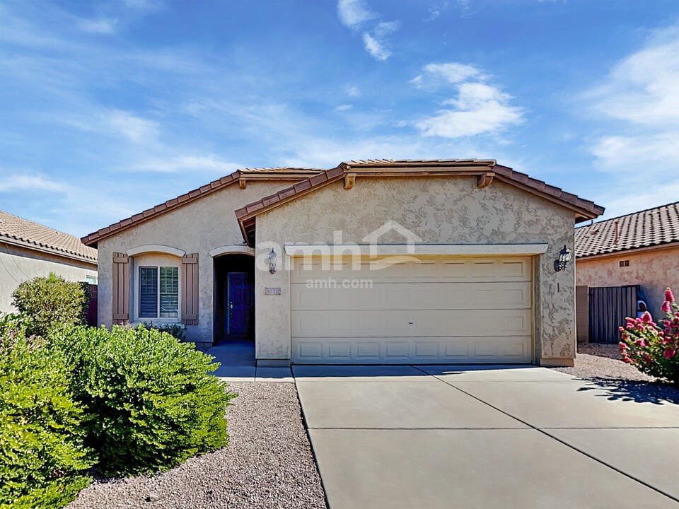 11119 E Serafina Ave in Mesa, AZ - Building Photo