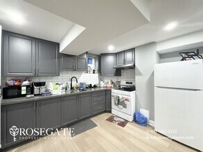 11 Sir David Pl in Brampton, ON - Building Photo - Building Photo