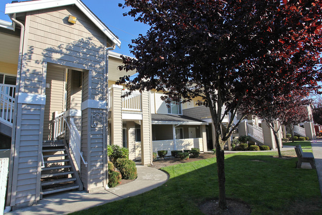 Pacific Arbor Apartments in Tacoma, WA - Building Photo - Building Photo