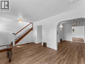 1133 Moy Ave in Windsor, ON - Building Photo - Building Photo