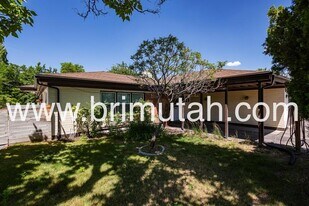 1313 E 8425 S in Sandy, UT - Building Photo