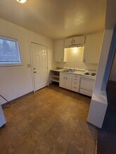 906 Fir St S in Salem, OR - Building Photo - Building Photo