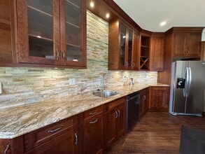 20998 River Rd in Maple Ridge, BC - Building Photo - Building Photo