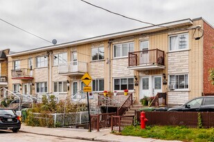 2130 Belgrave Av in Montréal, QC - Building Photo