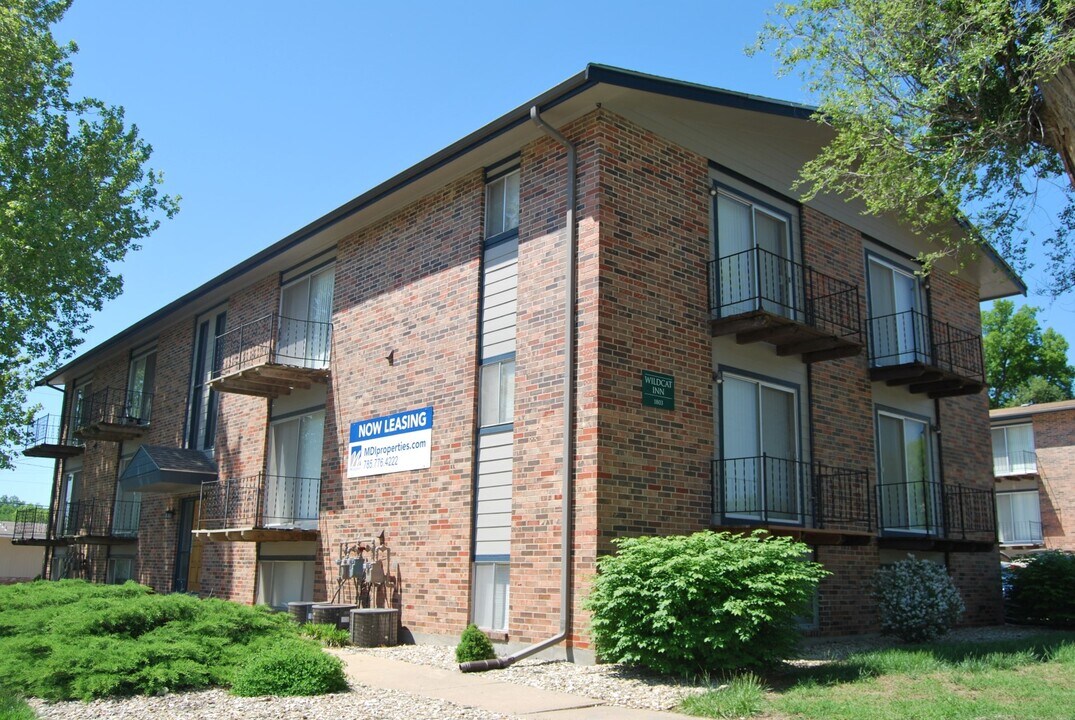 Wildcat Inn - College Heights & Denison in Manhattan, KS - Building Photo