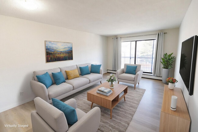 Chinook Place in Calgary, AB - Building Photo - Building Photo