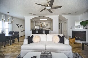 22 Hybiscus Ave in St. Augustine, FL - Building Photo