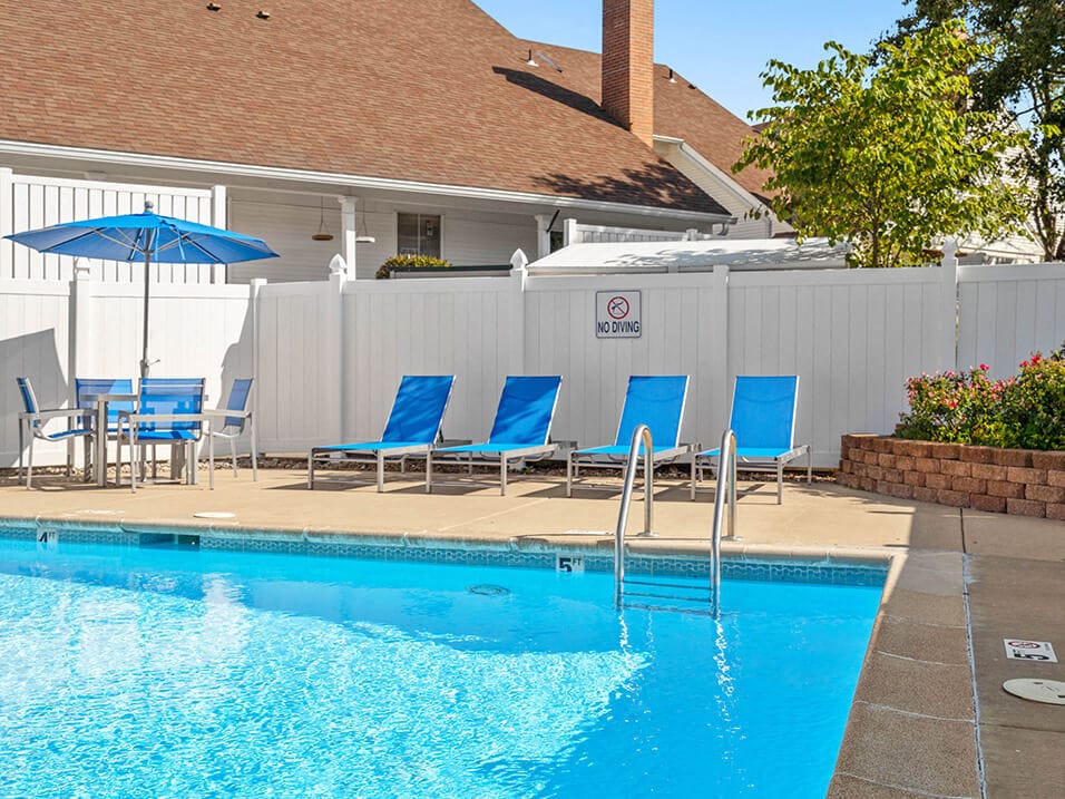 Fleming Court in Topeka, KS - Building Photo