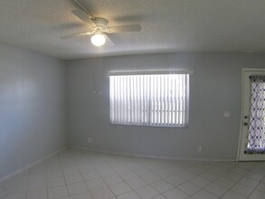 241 Piedmont F in Delray Beach, FL - Building Photo - Building Photo