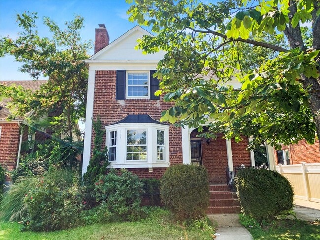 property at 65-20 181st St