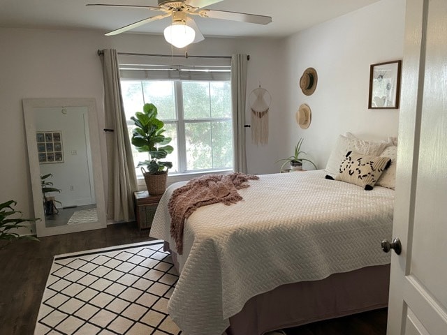property at 423 Twin Lakes Ln