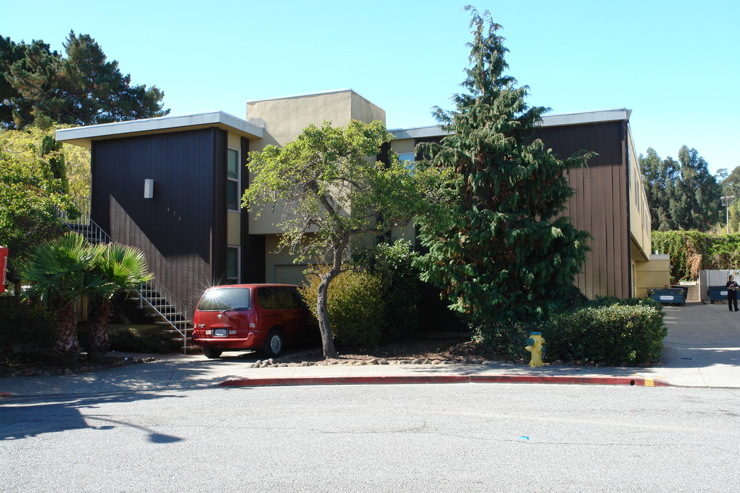 479 Lincoln Cir in Millbrae, CA - Building Photo