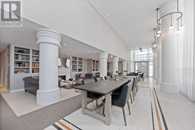 33 Helendale Ave in Toronto, ON - Building Photo - Building Photo