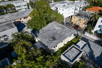 745-747 Lenox Ave in Miami Beach, FL - Foto de edificio - Building Photo