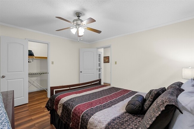 property at 4727 Alabama St