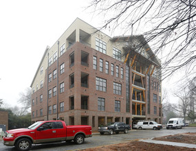 2312 Selwyn Ave in Charlotte, NC - Building Photo - Building Photo