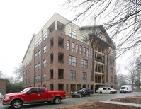 2312 Selwyn Ave in Charlotte, NC - Foto de edificio - Building Photo