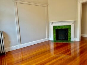 10 Strathmore Rd in Brookline, MA - Building Photo - Building Photo