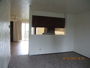1124 Ruby Ct in Aberdeen, WA - Foto de edificio - Building Photo