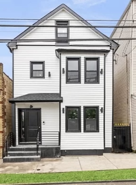 654 S 12th St, Unit 1st Floor Unit in Newark, NJ - Building Photo - Building Photo