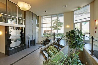 699 John St in Seattle, WA - Building Photo - Building Photo