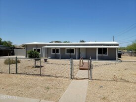 2749 E Beardsley Rd in Phoenix, AZ - Building Photo