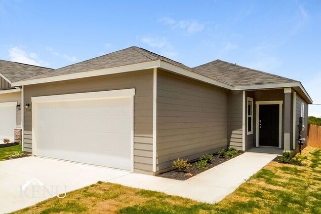 5160 Firefly Hls in Saint Hedwig, TX - Building Photo - Building Photo