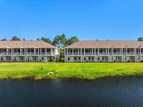232 Kara Lake Dr in Santa Rosa Beach, FL - Foto de edificio - Building Photo