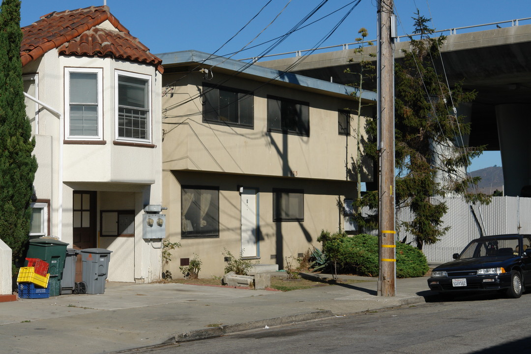 973 Montgomery Ave in San Bruno, CA - Building Photo