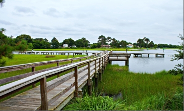 Pelican Dock Apartments in Norfolk, VA - Building Photo - Building Photo