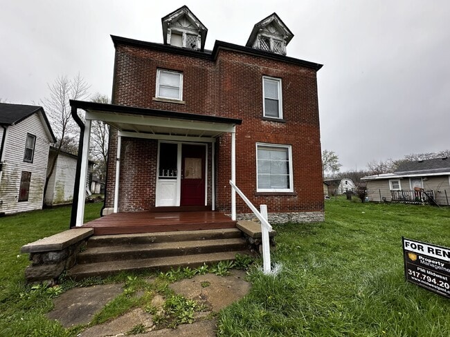 property at 2516 S Washington St