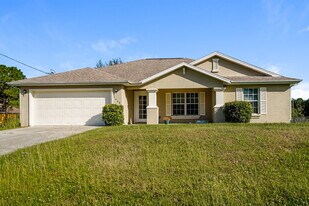 3608 5th St SW in Lehigh Acres, FL - Building Photo