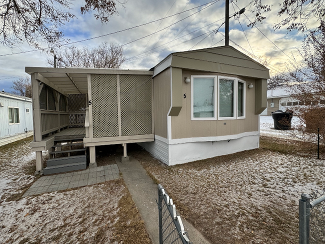 property at 1411 Cherry Ave