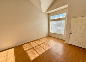 9508 Cove Creek Dr in Littleton, CO - Building Photo - Building Photo