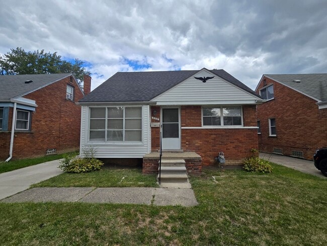 property at 300 Sunningdale Dr