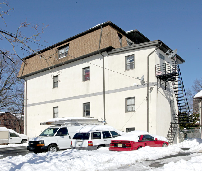 601-603 N Broad St in Elizabeth, NJ - Building Photo - Building Photo