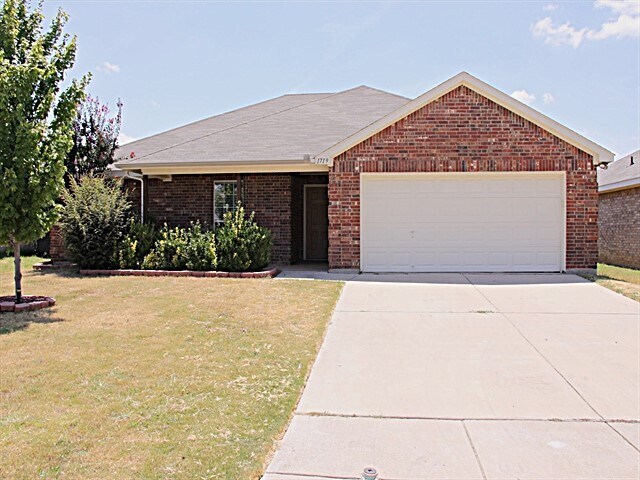 1719 Treasure Cay Dr in Mansfield, TX - Building Photo