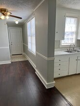 1202 Adams St, Unit No 2 in Vicksburg, MS - Building Photo - Building Photo