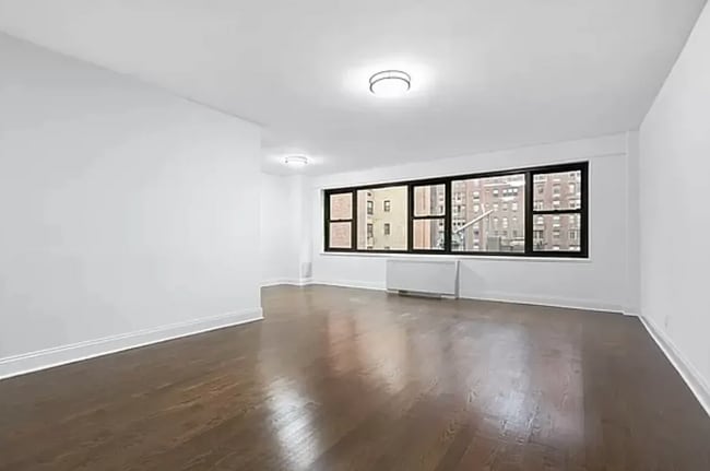 property at 411 E 88th St